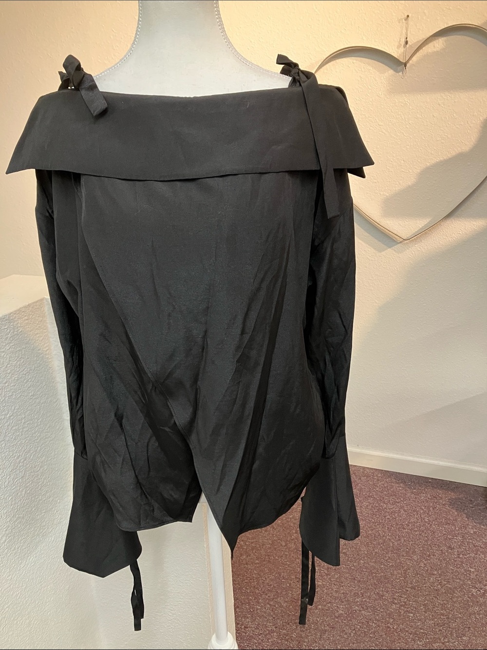 Nohke Black Off-Shoulder Tie-Strap Top Size 38 US M